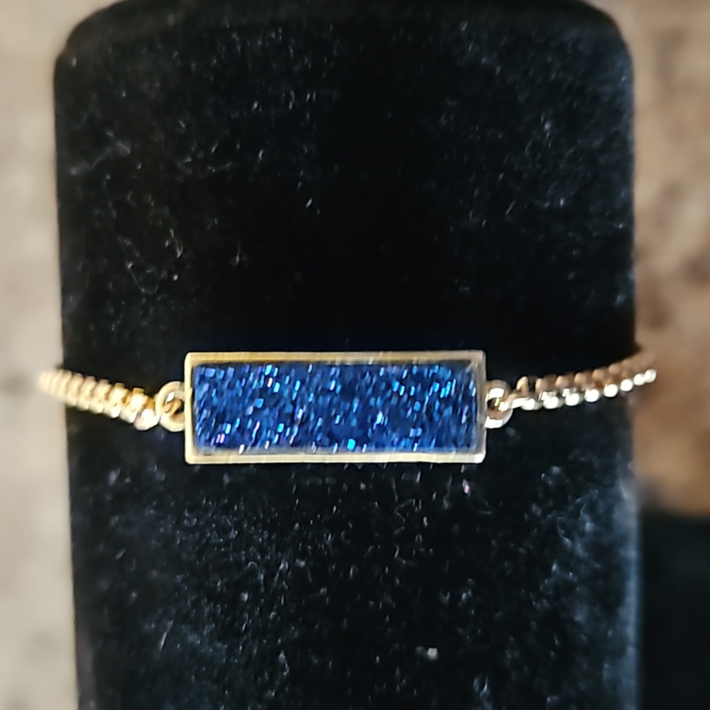 Hand made druzy cabachon adjustable bracelet